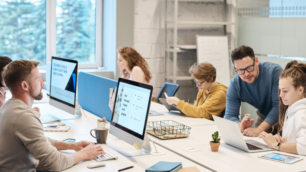 Tips For Executive Assistants To Thrive In Performance Evaluations 